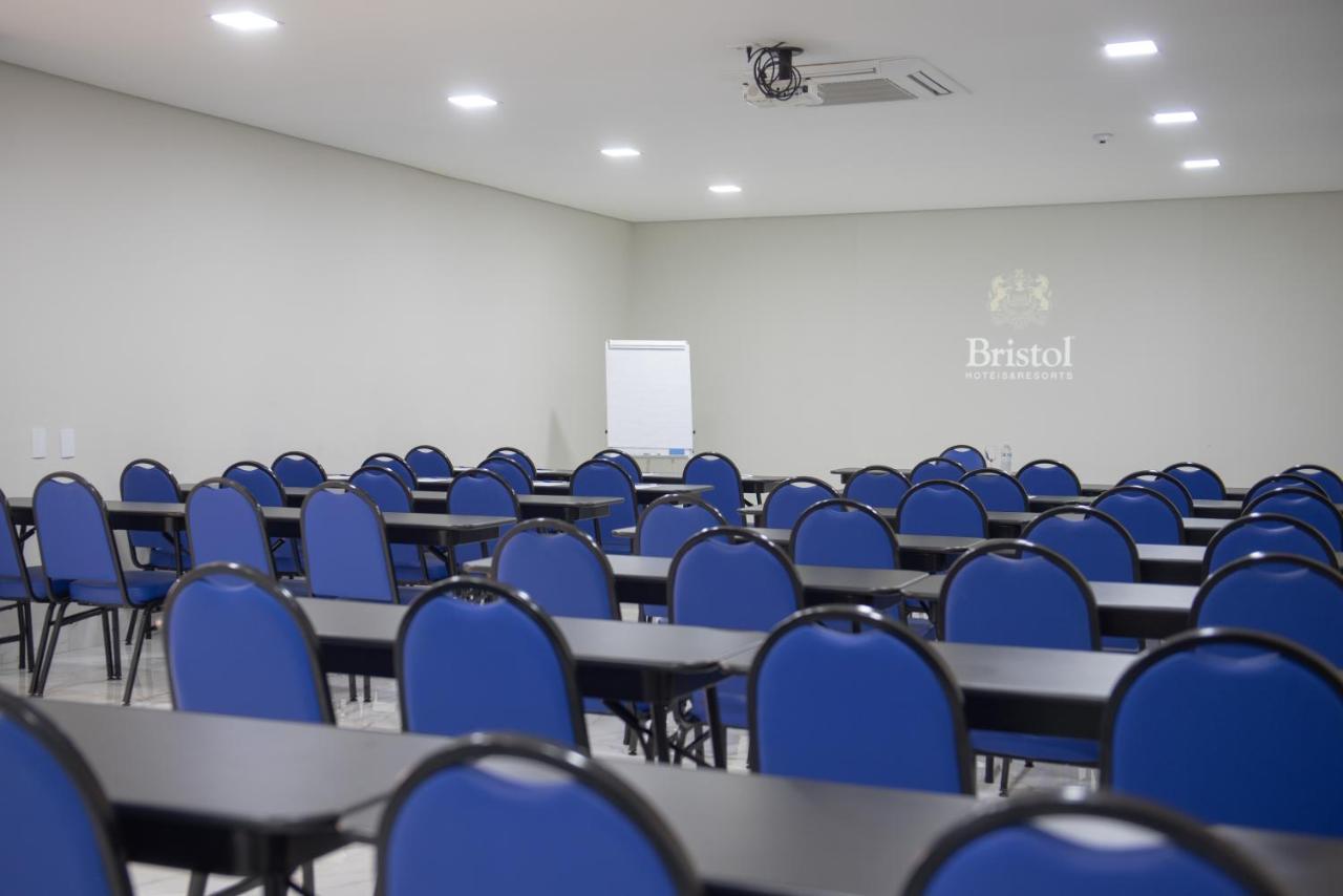 ホテル Bristol Infinity Rio Claro エクステリア 写真